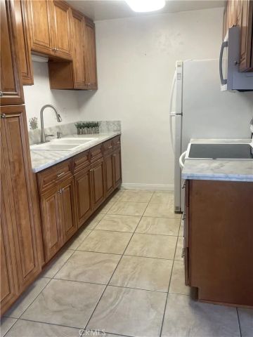 1770 Ximeno 211, Long Beach, CA 90815