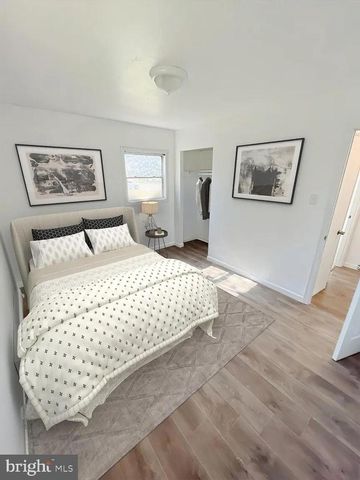 5 STATE CIR, Dover, DE 19901