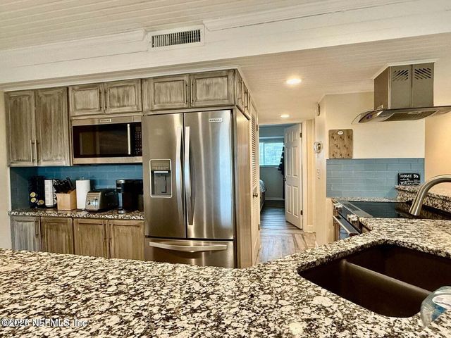 1701 1ST Street 2B, Jacksonville Beach, FL 32250