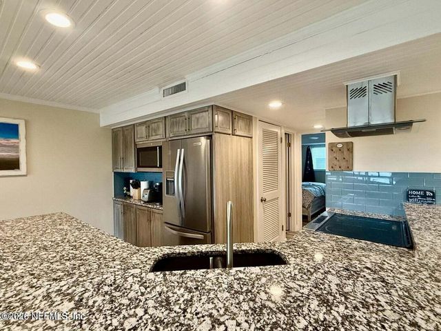 1701 1ST Street 2B, Jacksonville Beach, FL 32250