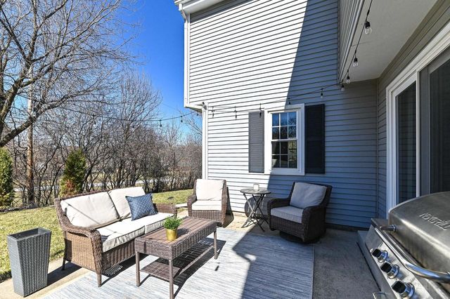 1095 Ridge ROAD, Waukesha, WI 53186