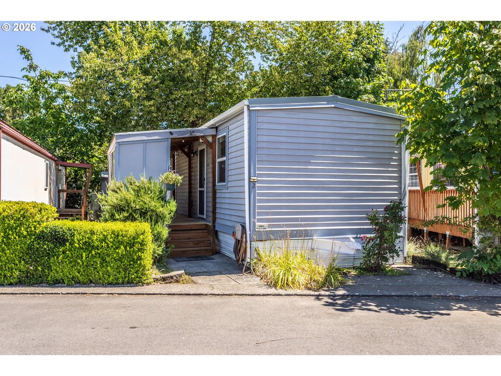 7227 Se FLAVEL St 02, Portland, OR 97206