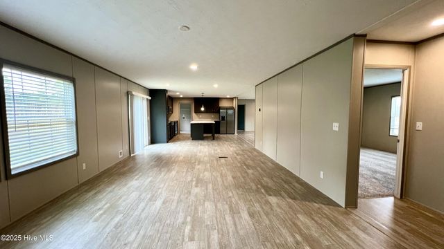 1908 Rooks Road, Atkinson, NC 28421