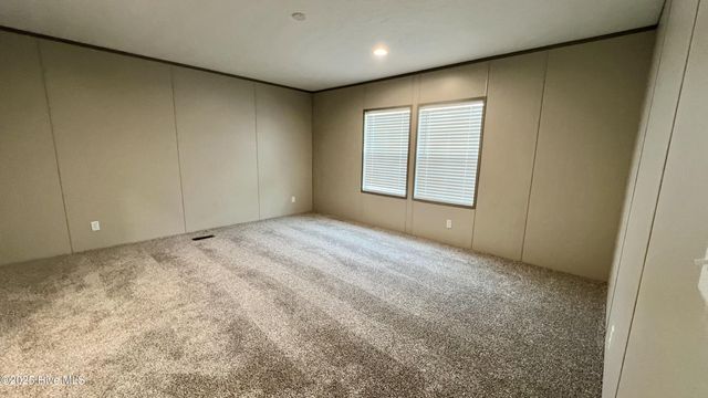 1908 Rooks Road, Atkinson, NC 28421