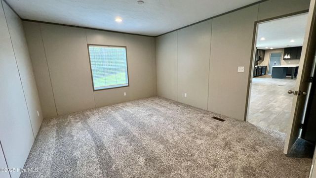 1908 Rooks Road, Atkinson, NC 28421