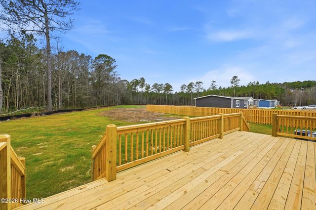 1908 Rooks Road, Atkinson, NC 28421