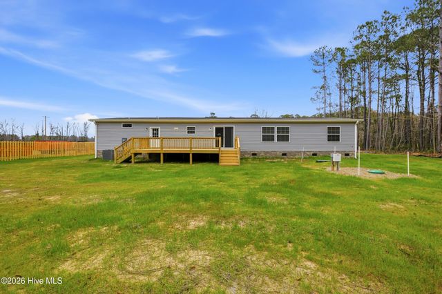 1908 Rooks Road, Atkinson, NC 28421