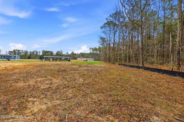 1908 Rooks Road, Atkinson, NC 28421