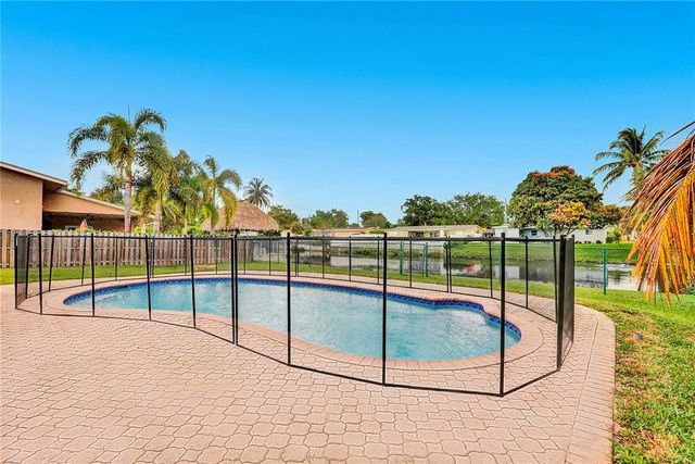 5170 SW 89th Terrace, Cooper City, FL 33328