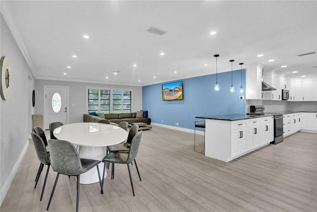 5170 SW 89th Terrace, Cooper City, FL 33328