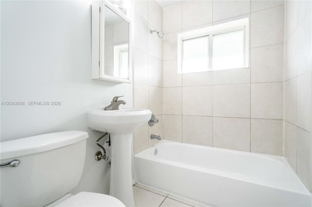 666 NE 80th St 8, Miami, FL 33138