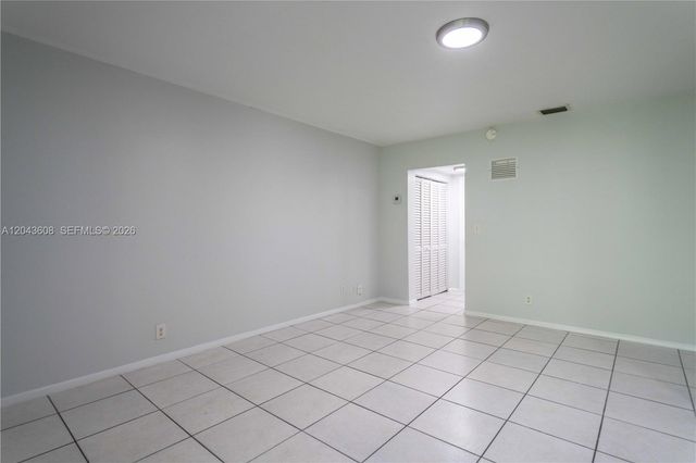 666 NE 80th St 8, Miami, FL 33138