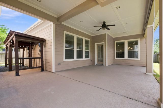 16807 Seminole Ridge Drive, Cypress, TX 77433