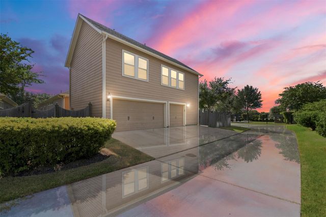 16807 Seminole Ridge Drive, Cypress, TX 77433