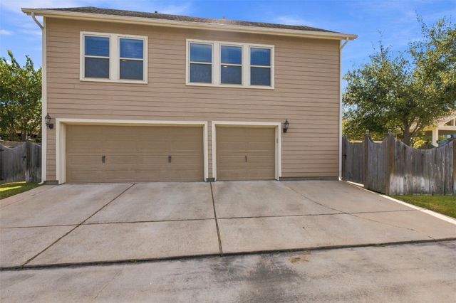 16807 Seminole Ridge Drive, Cypress, TX 77433