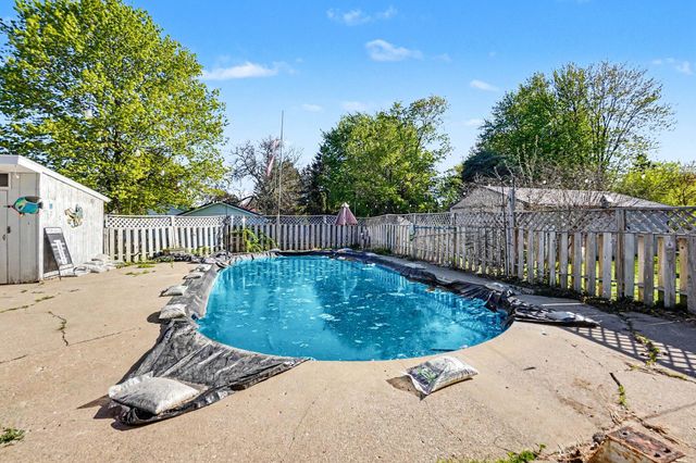 4911 S Green Avenue, Sheridan Twp - Newaygo, MI 49412