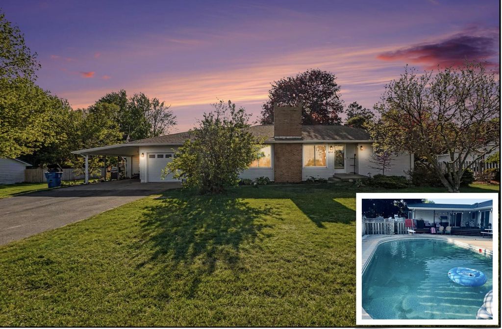 4911 S Green Avenue, Sheridan Twp - Newaygo, MI 49412
