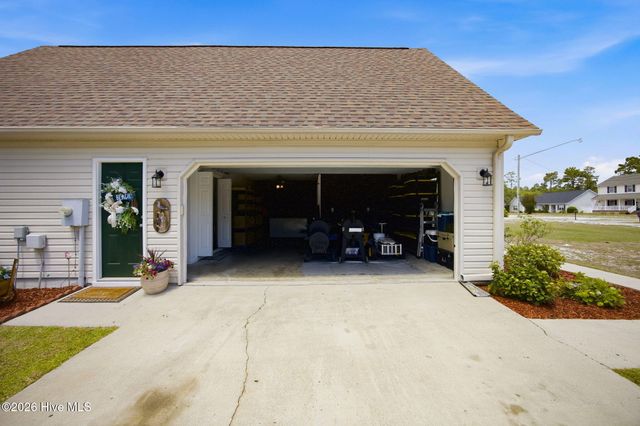 790 Souchak Road, Southport, NC 28461