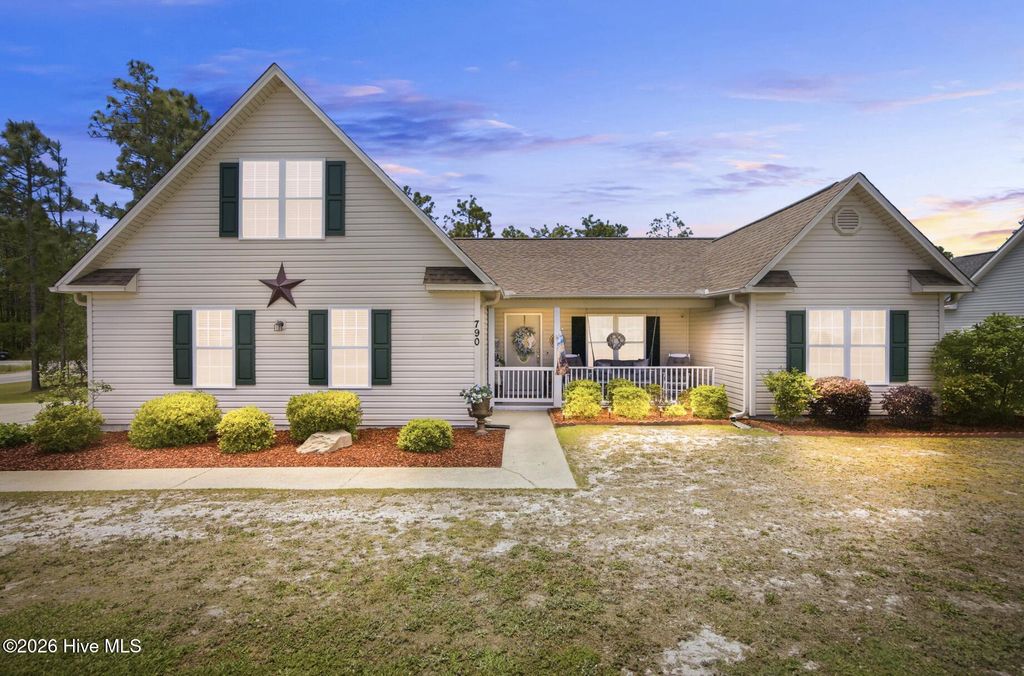 790 Souchak Road, Southport, NC 28461