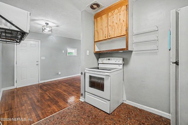 4819 HOMECREST Circle, Jacksonville, FL 32244