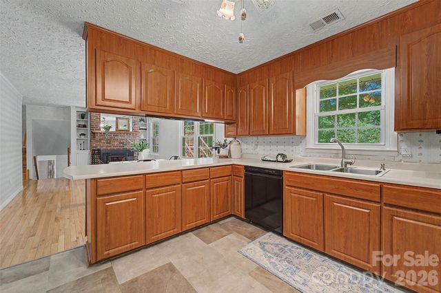 1747 University Heights Road, Cullowhee, NC 28723