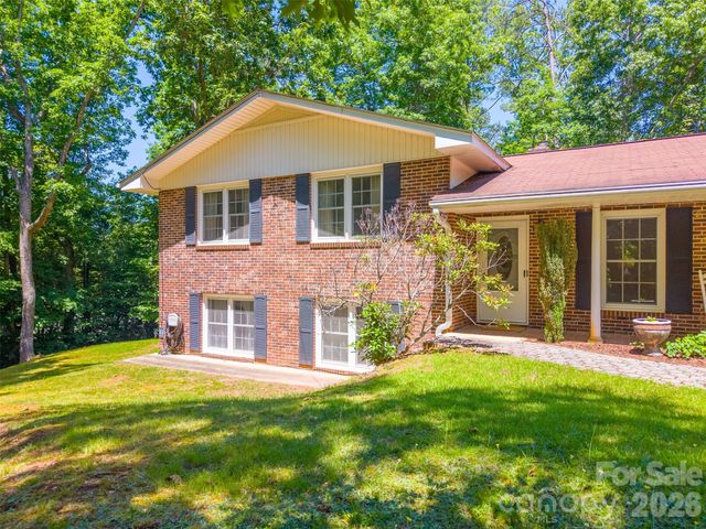 1747 University Heights Road, Cullowhee, NC 28723