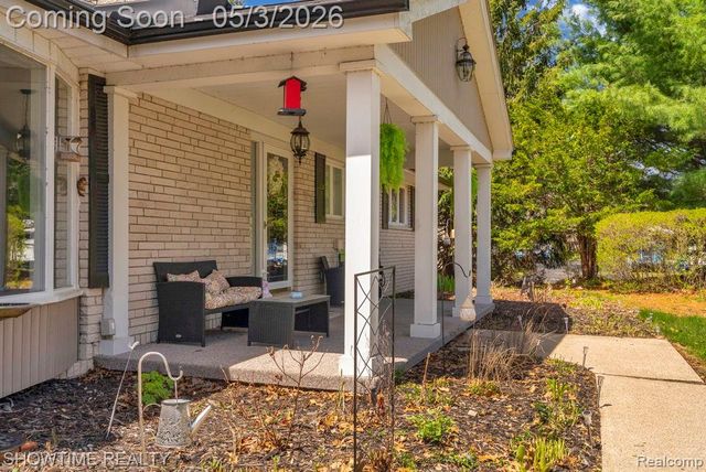 5211 Lakeshore Road, Fort Gratiot, MI 48059
