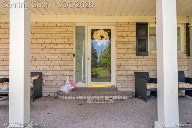 5211 Lakeshore Road, Fort Gratiot, MI 48059