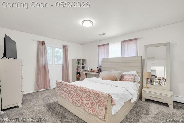 5211 Lakeshore Road, Fort Gratiot, MI 48059