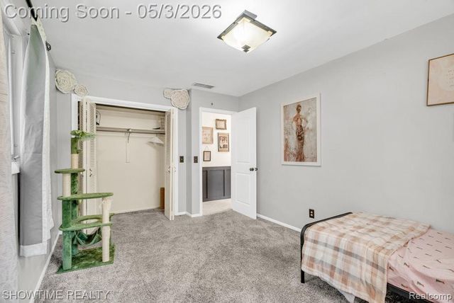 5211 Lakeshore Road, Fort Gratiot, MI 48059