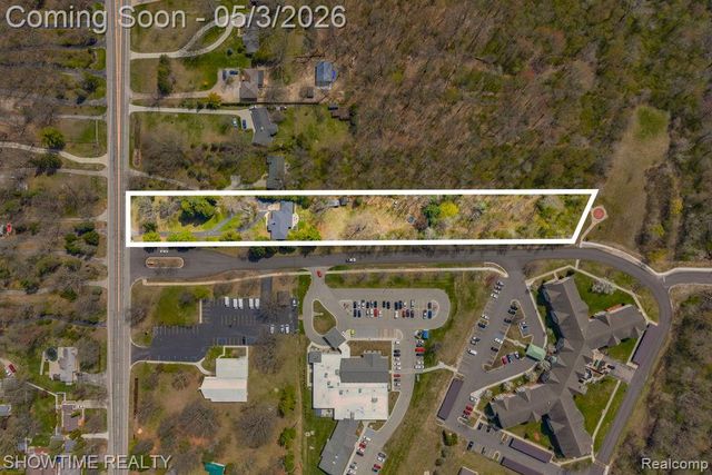 5211 Lakeshore Road, Fort Gratiot, MI 48059