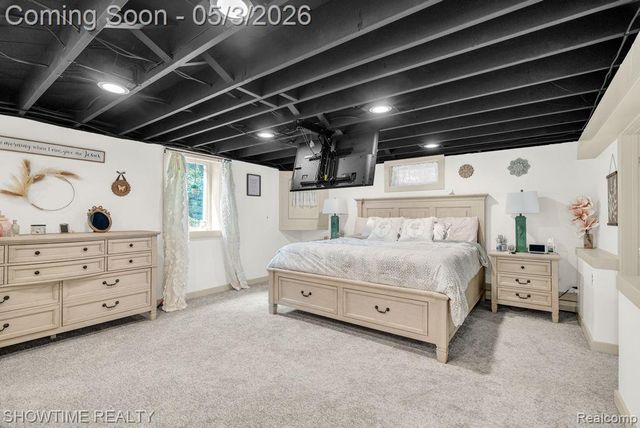 5211 Lakeshore Road, Fort Gratiot, MI 48059