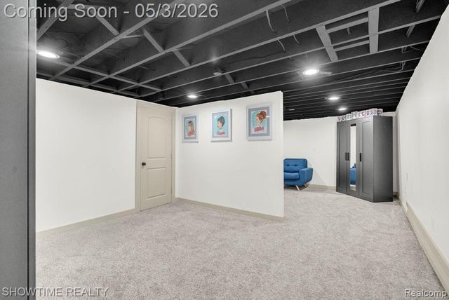 5211 Lakeshore Road, Fort Gratiot, MI 48059