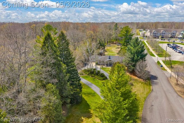 5211 Lakeshore Road, Fort Gratiot, MI 48059