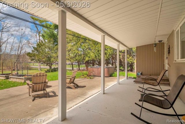 5211 Lakeshore Road, Fort Gratiot, MI 48059