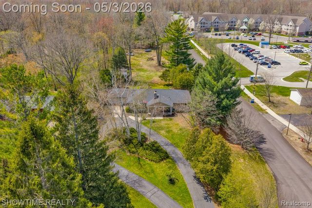 5211 Lakeshore Road, Fort Gratiot, MI 48059