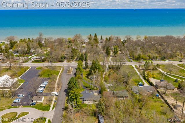 5211 Lakeshore Road, Fort Gratiot, MI 48059
