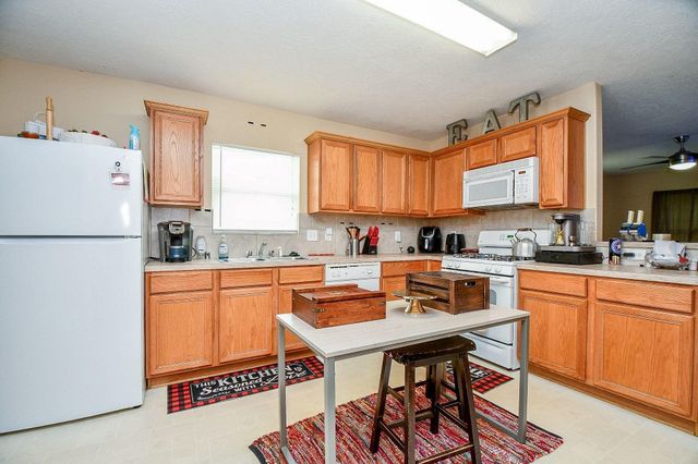 15607 Barber Grove Lane, Houston, TX 77095