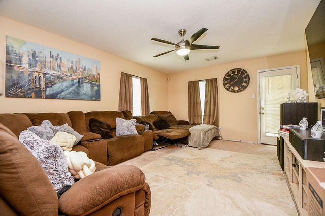 15607 Barber Grove Lane, Houston, TX 77095