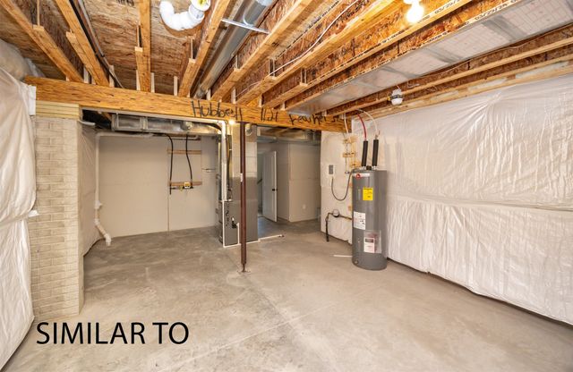 1108 Featherstone Avenue NE, Bondurant, IA 50035