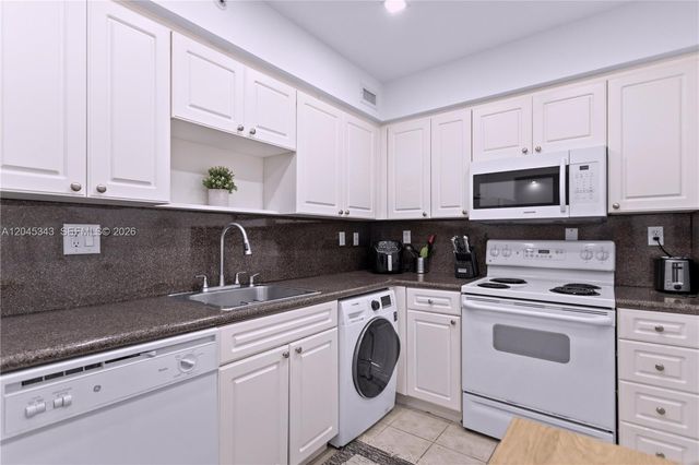 2501 S Ocean Dr 1614, Hollywood, FL 33019