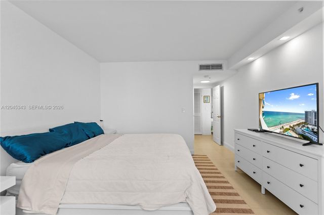 2501 S Ocean Dr 1614, Hollywood, FL 33019