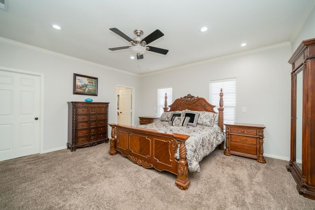 1223 Pine St, Kilgore, TX 75662