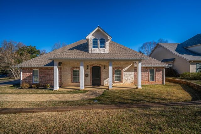 1223 Pine St, Kilgore, TX 75662