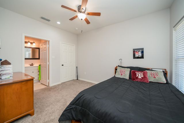 1223 Pine St, Kilgore, TX 75662