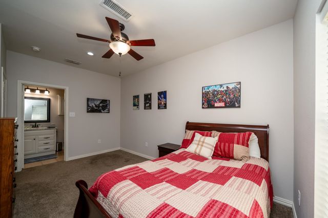 1223 Pine St, Kilgore, TX 75662