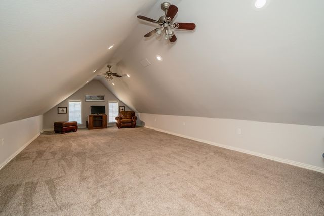 1223 Pine St, Kilgore, TX 75662