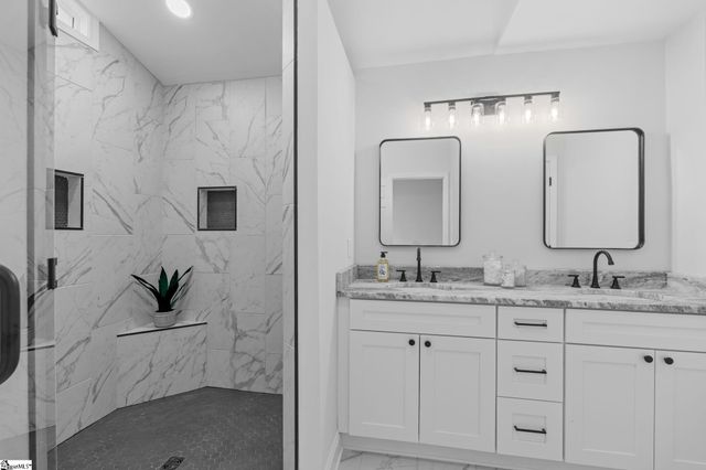 16 Hoppin John Lane, Taylors, SC 29687