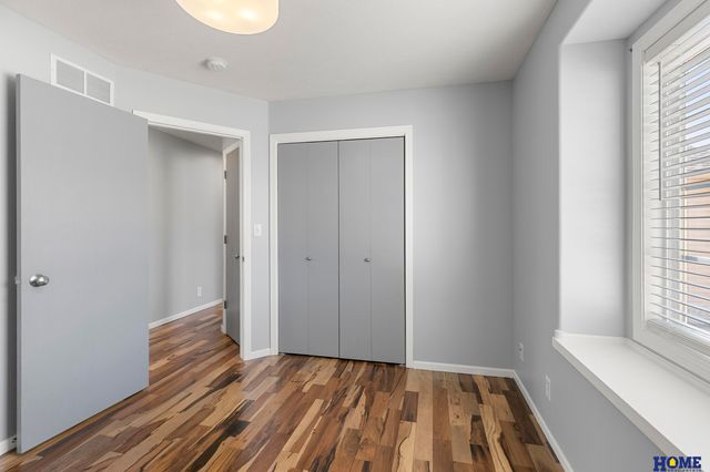 8020 S 58th Street, Lincoln, NE 68516