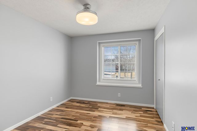 8020 S 58th Street, Lincoln, NE 68516